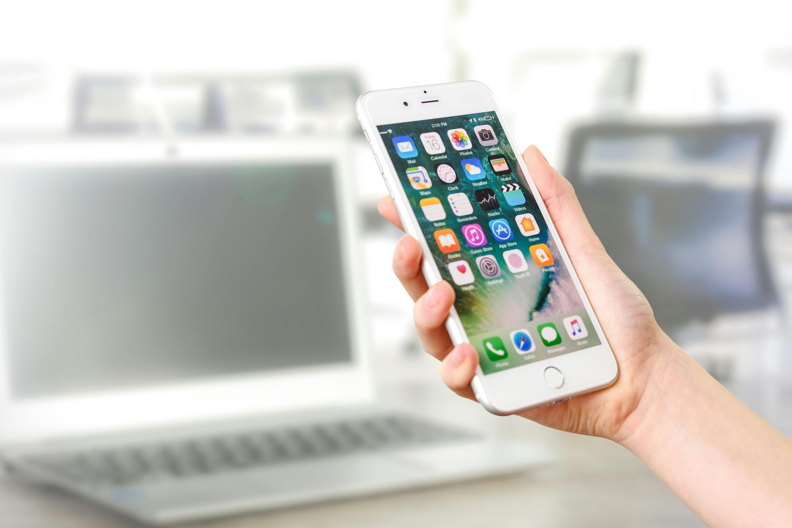 App Tracking: Why I Use Web Versions Instead of Native Apps