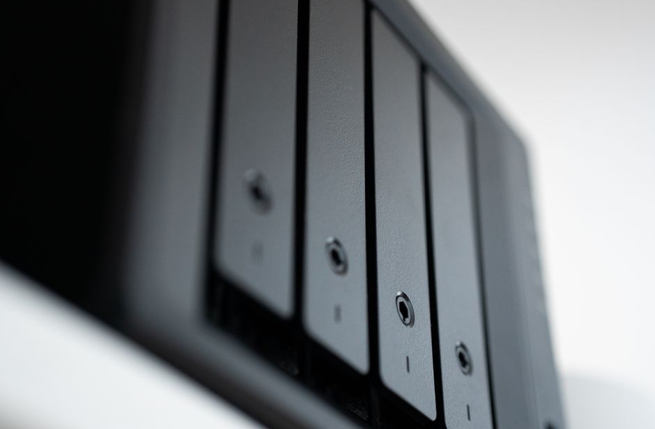 Cloud backup to Google Drive with QNAP HybridMount and Syncthing