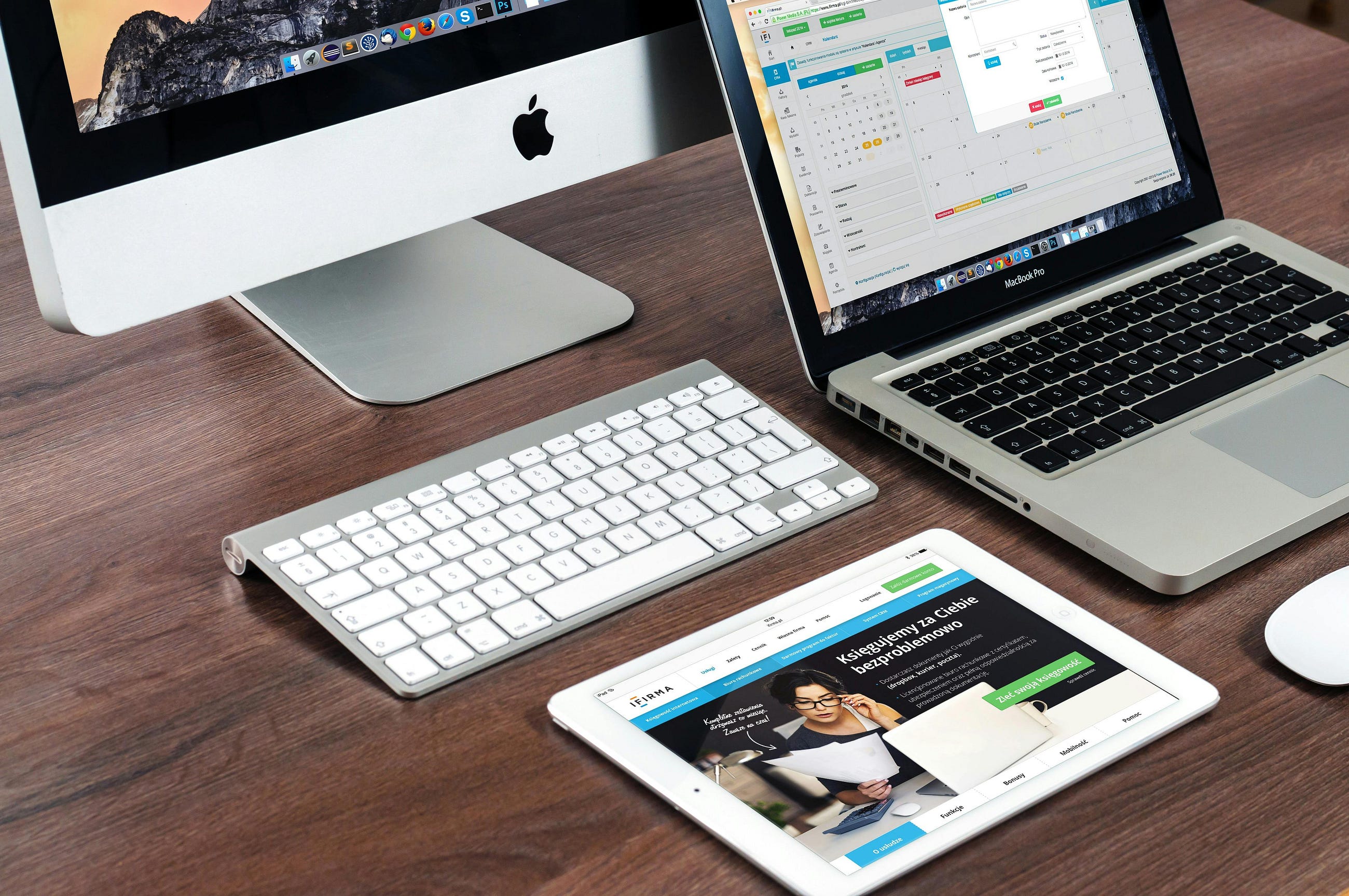 Quick reviews of the biggest hosting providers