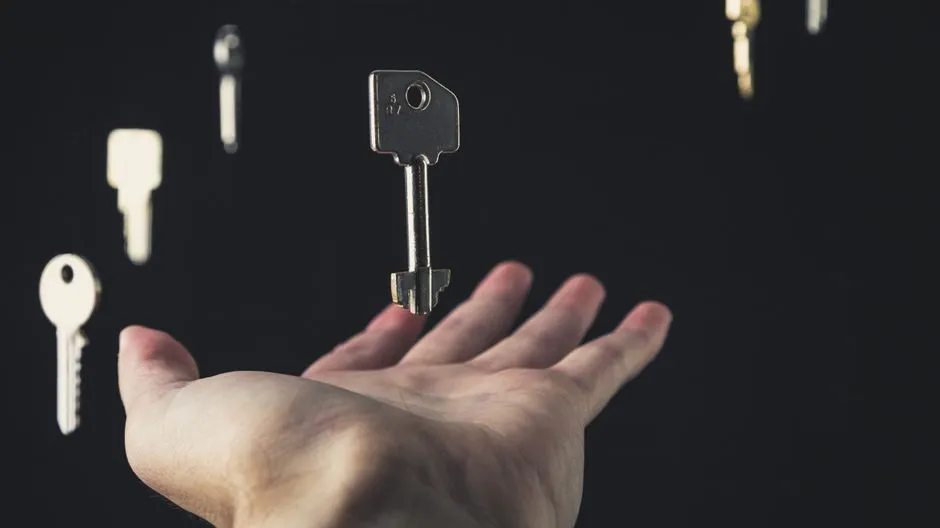 Automating Unbound Root Key Recovery After Power Failures